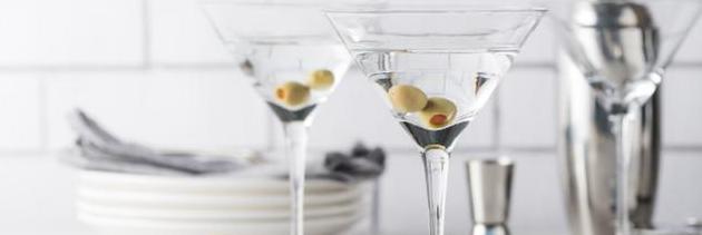 经典马提尼鸡尾酒做法(苹果马提尼鸡尾酒配方)