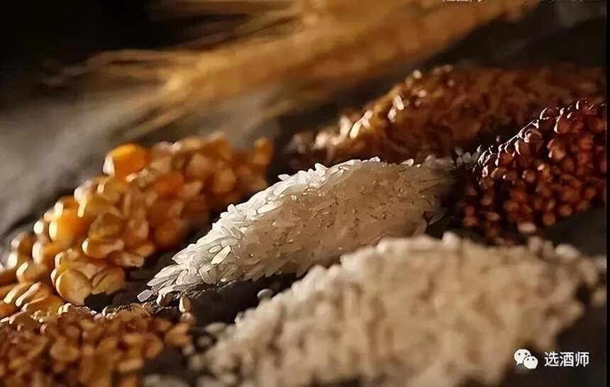 白酒的蒸粮过程(白酒蒸粮过程温度)